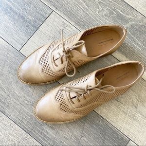 Melrose and Market Tan Perforated Lace-Up Shoes